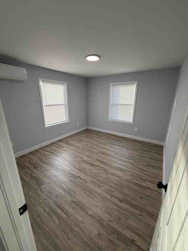 104 S Dover St - Photo 7 of 9