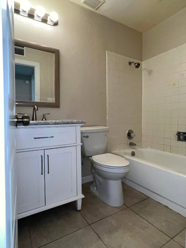 2300 N Lee Trevino Dr #23 - Photo 7 of 8