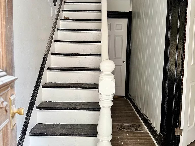 450 Hamilton St #2 - Photo 2 of 12