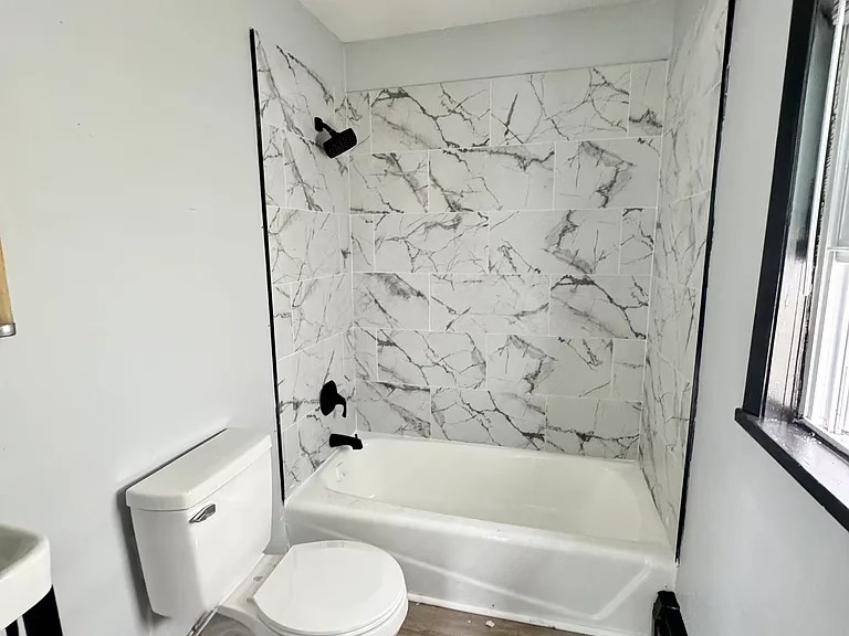 450 Hamilton St #2 - Photo 6 of 12