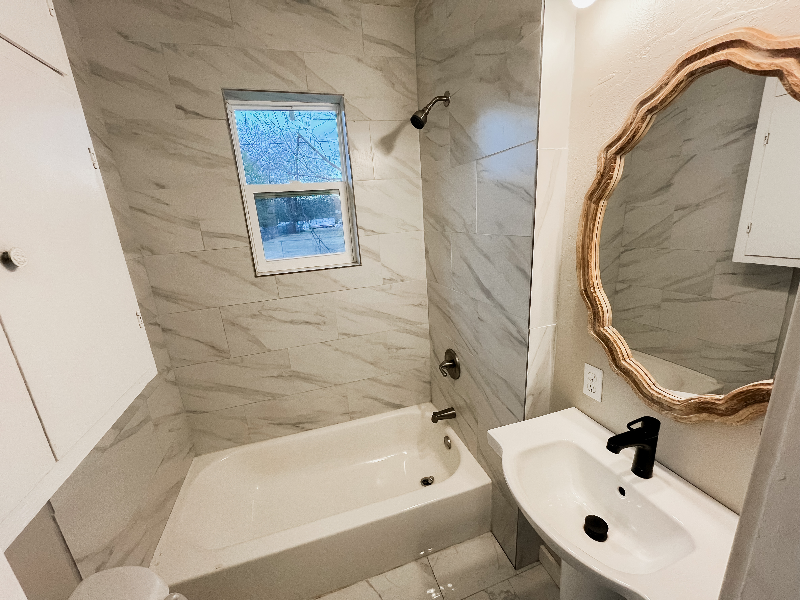 3321 Anna St - Photo 7 of 9