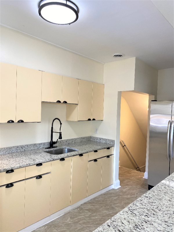 95 Kentway - Photo 5 of 19