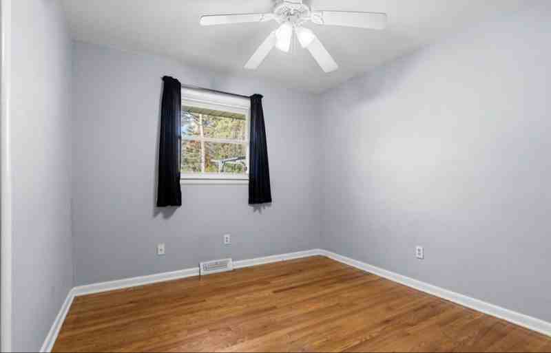 4012 Highcrest Rd - Photo 7 of 16