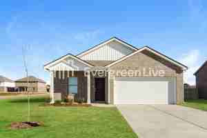 featured image of 17727 Denham Cir