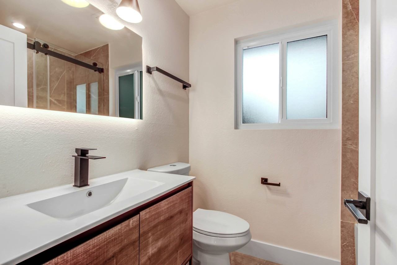 10795 Woodbine - Photo 6 of 20