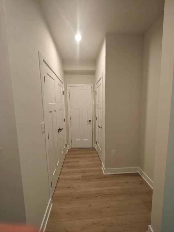 109 S Durham Dr - Photo 4 of 45