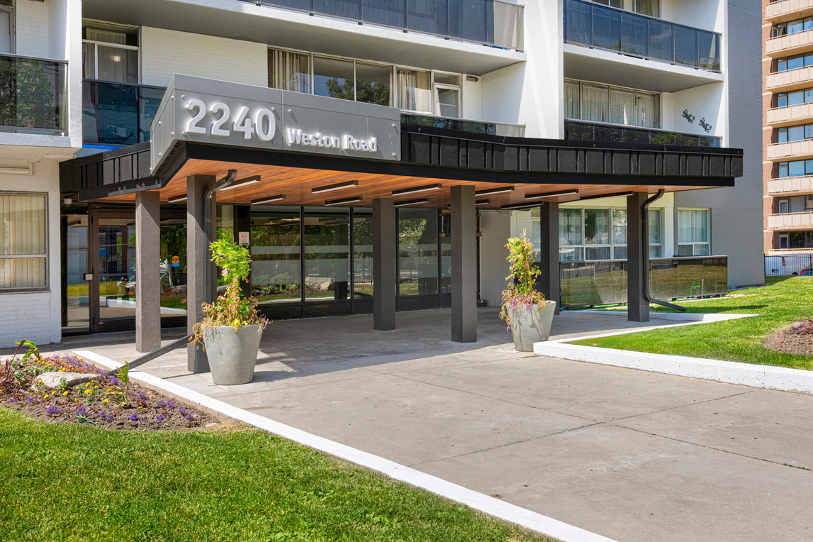 2240 Weston Rd. - Photo 7 of 25