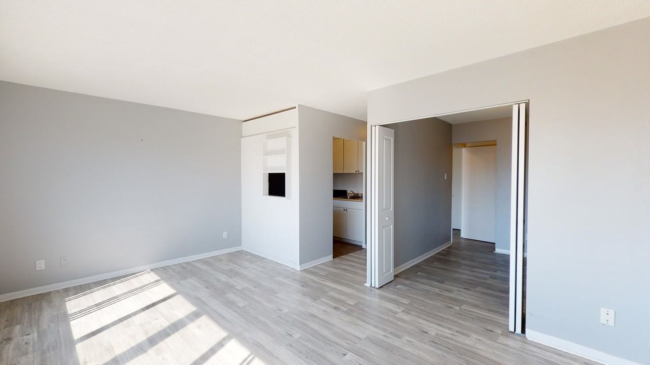 Enfield Apartments - Photo 2 of 4