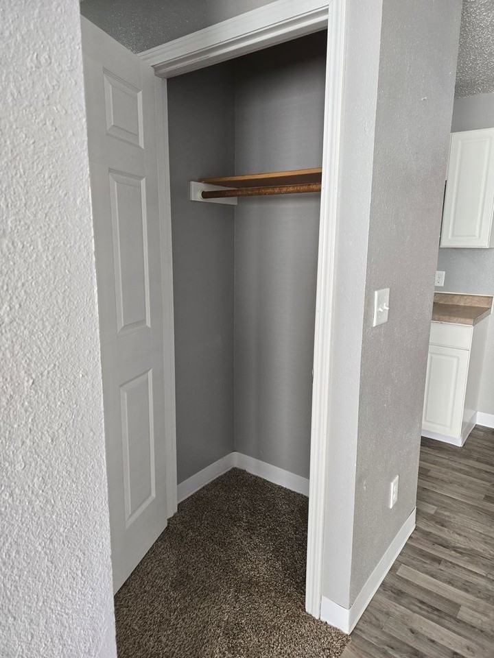 Courtwood -  Fines Holdings - Photo 5 of 46