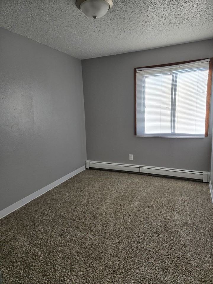 Courtwood -  Fines Holdings - Photo 6 of 46