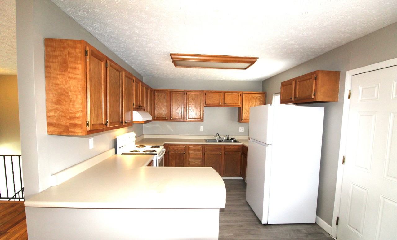 2928 Landon Drive - Photo 7 of 28