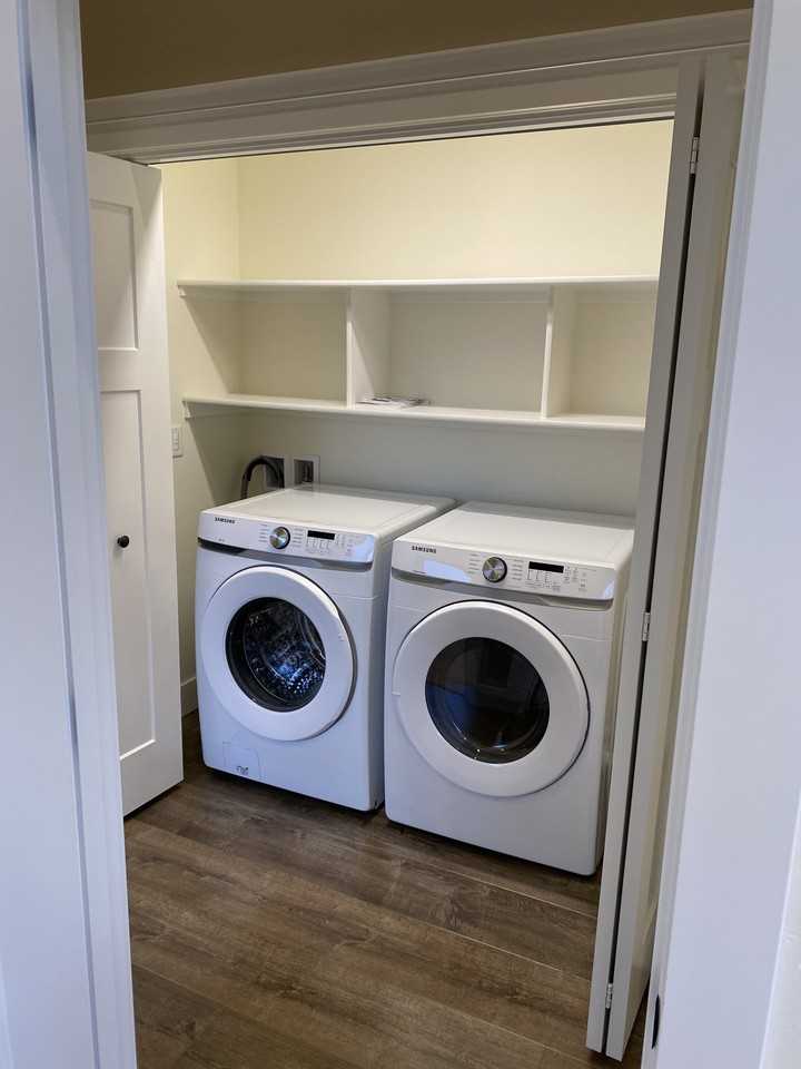 2380 Willamette Street #A - Photo 4 of 16