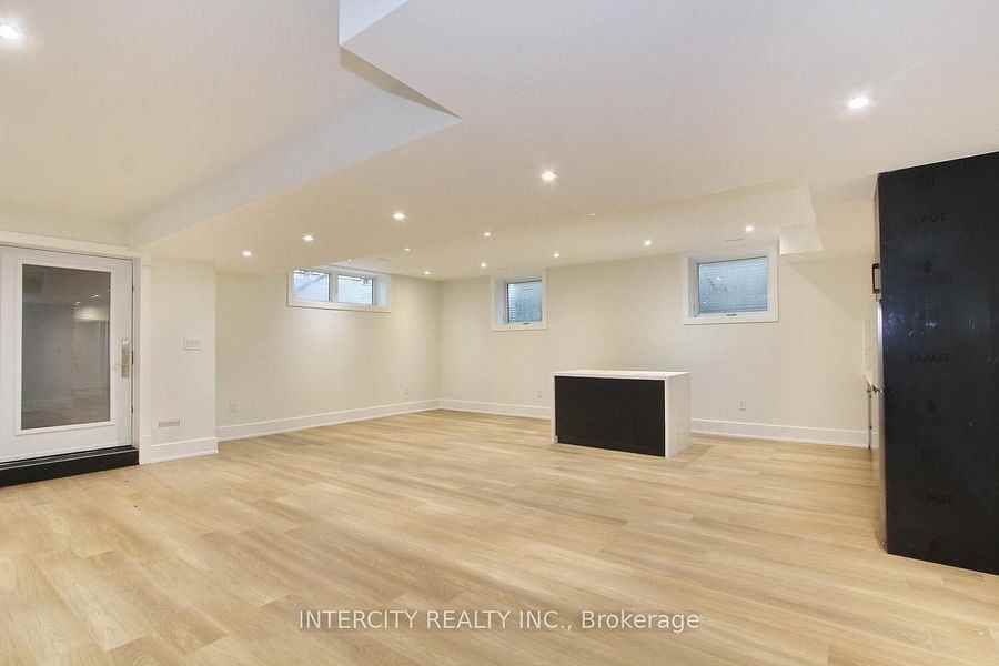 33 Murrie Street - Photo 4 of 25