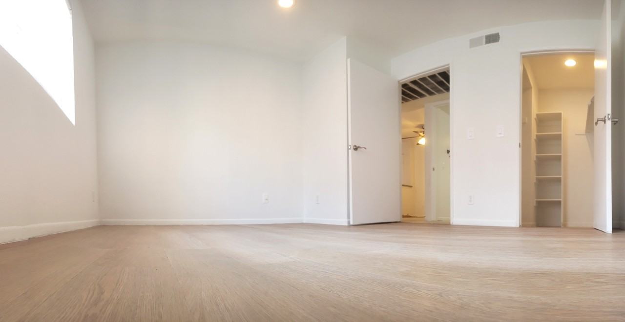 11020 Hesby Street #1 - Photo 6 of 30