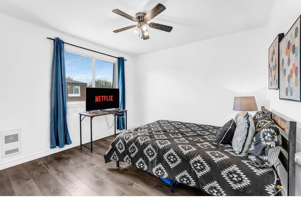 2170 Bromsgrove Road - Photo 2 of 9