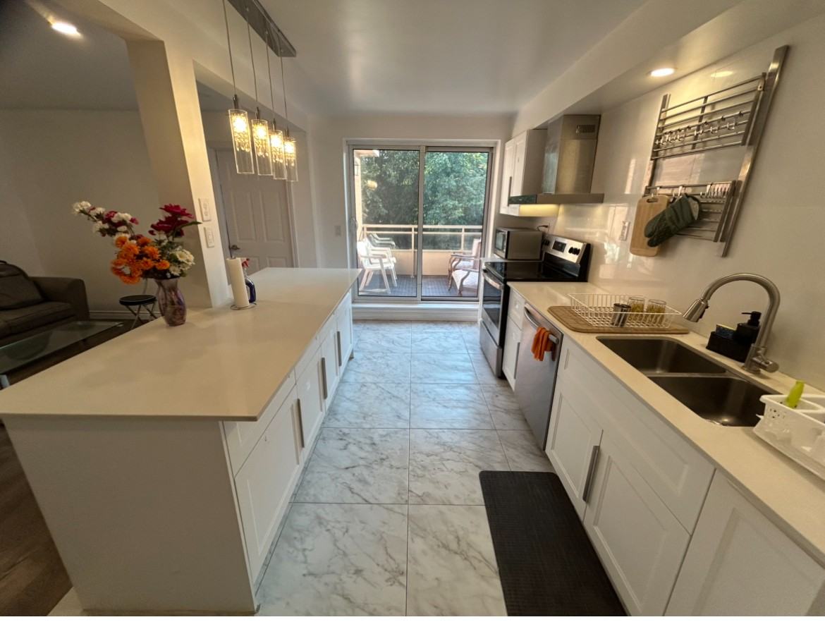 2170 Bromsgrove Road - Photo 3 of 9