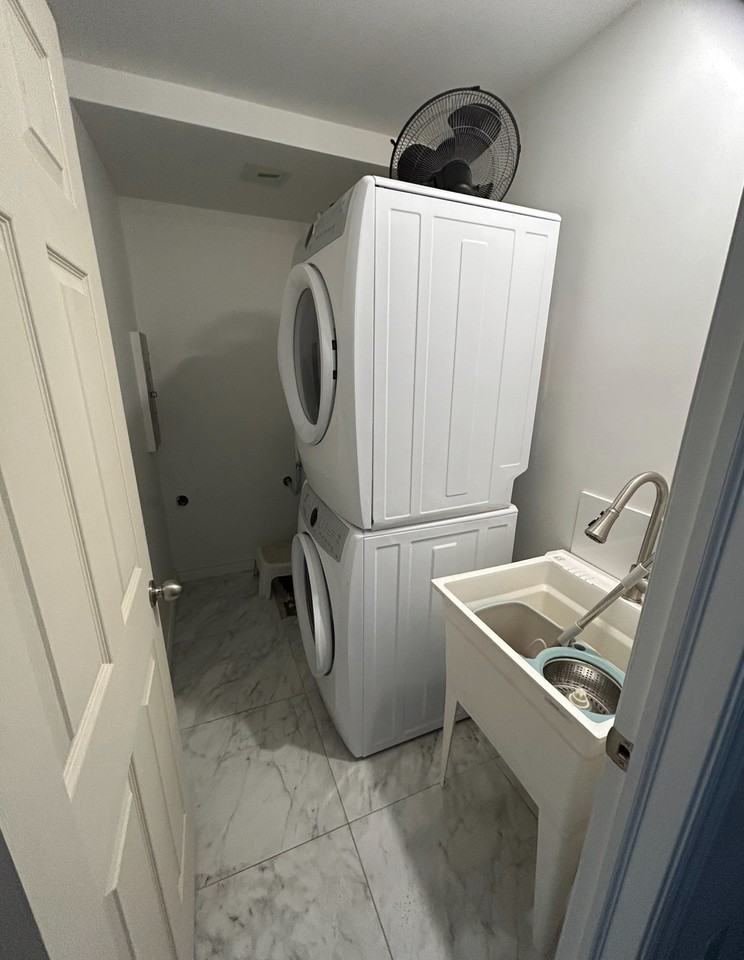 2170 Bromsgrove Road - Photo 7 of 9