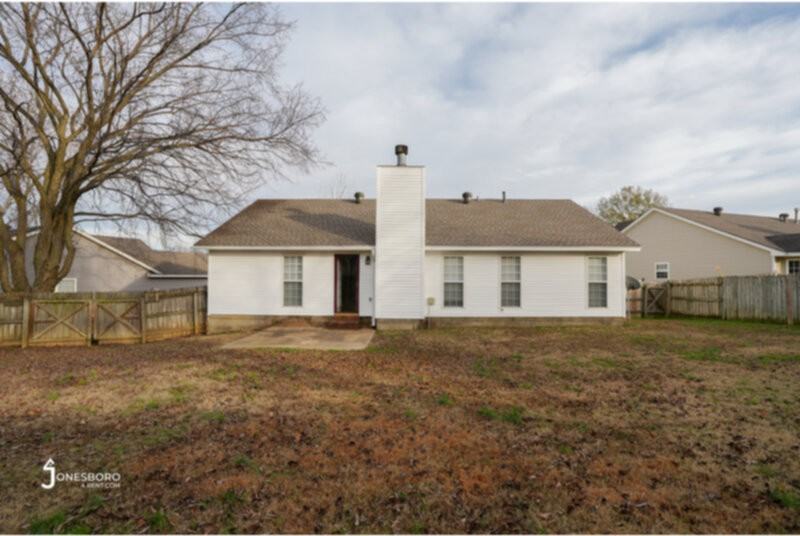 2109 Bristol Dr - Photo 3 of 23