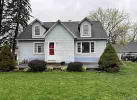 featured image of 6441 Clinton St #FRONT