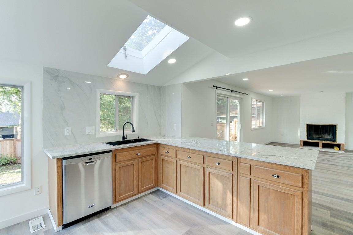 12225 105th Ave Ne #NA - Photo 6 of 28