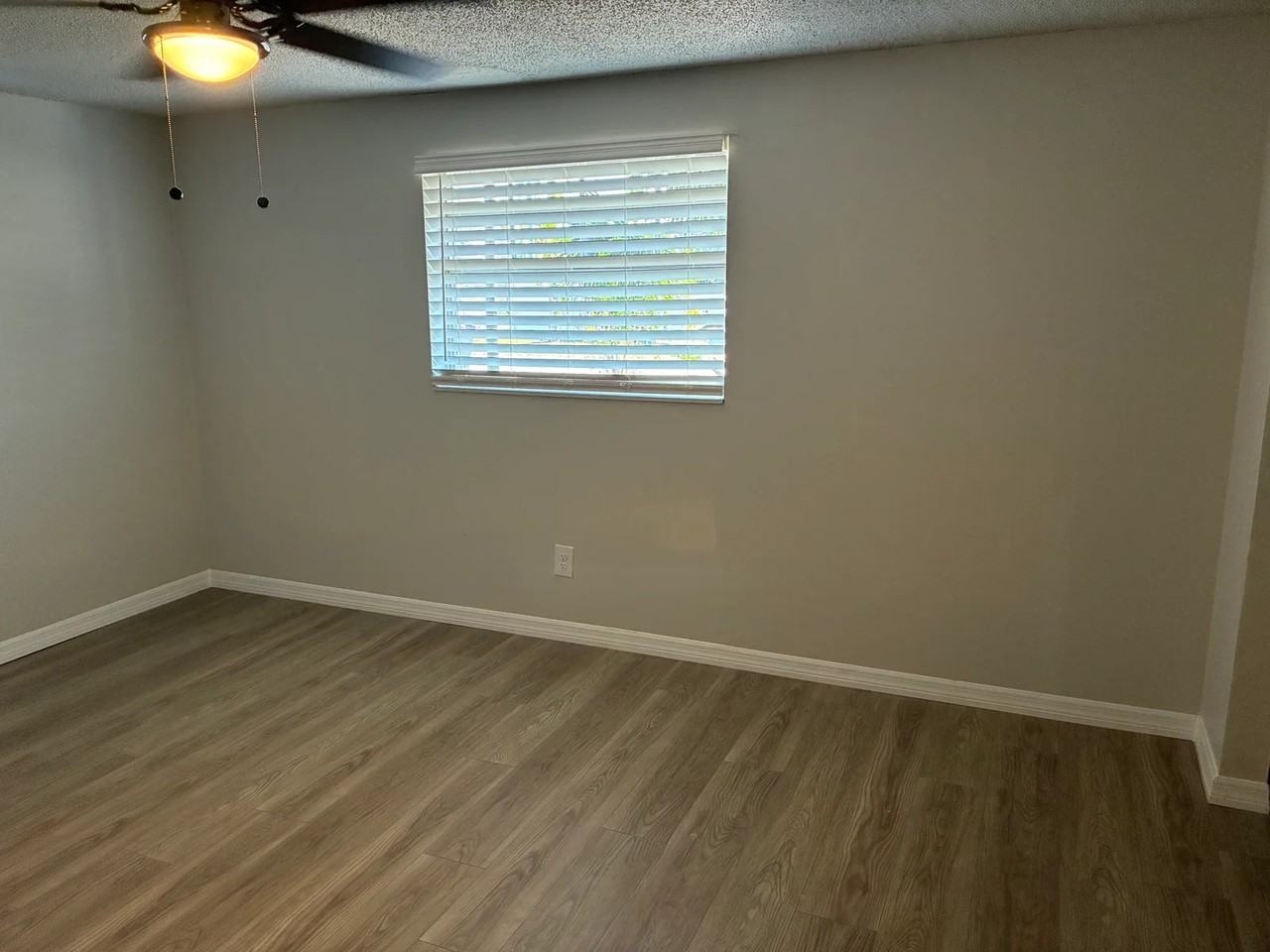 2620 E 33rd Ave #NA - Photo 2 of 10