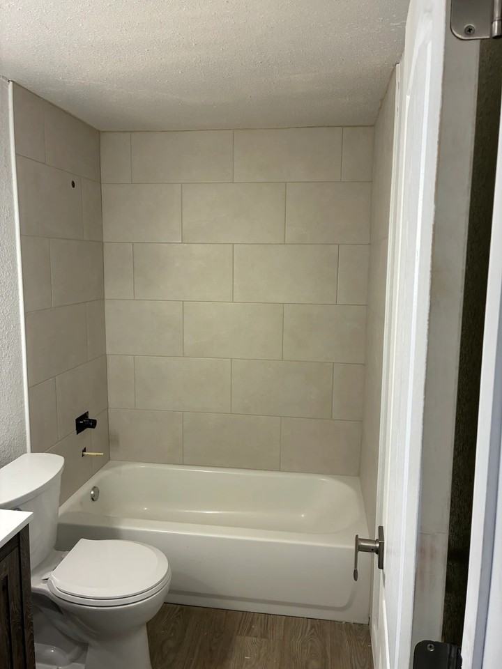 2620 E 33rd Ave #NA - Photo 6 of 10