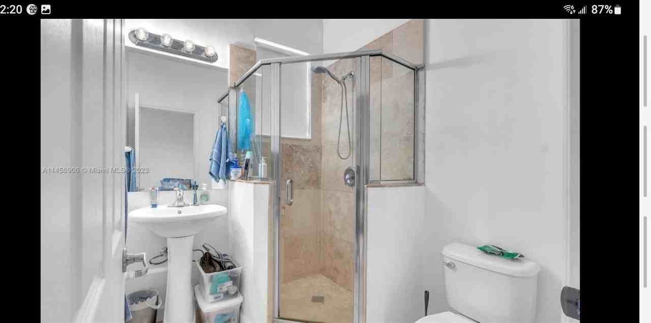 17182 Sw 92nd St - Photo 4 of 15