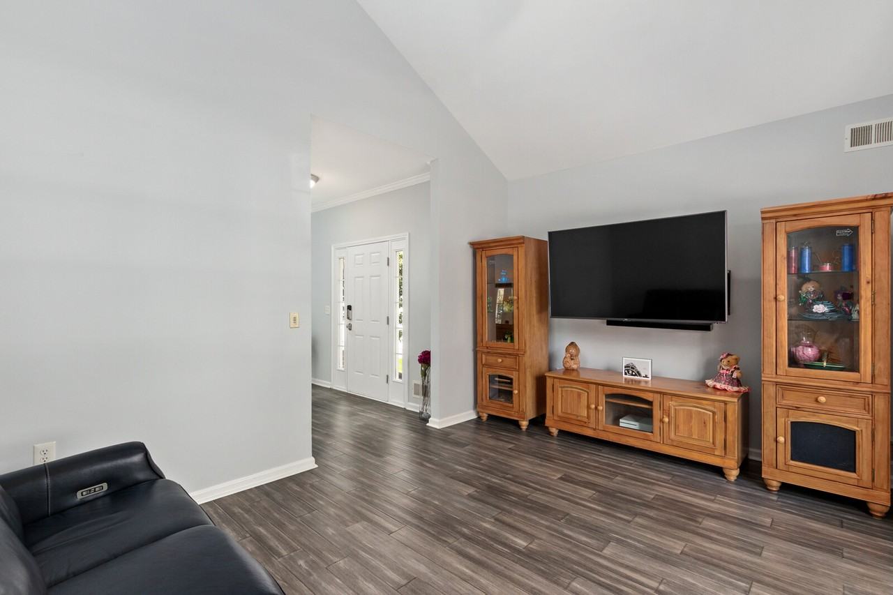 33 Tallman Ln #NA - Photo 6 of 28