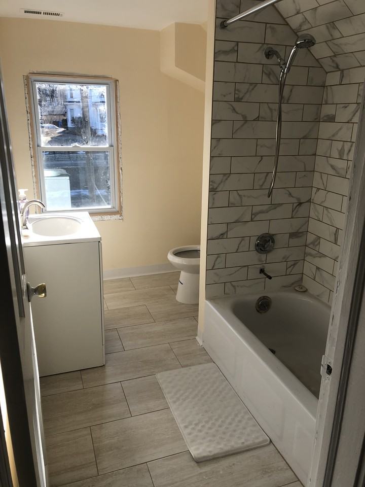 68 Perry Ave #3 - Photo 3 of 7