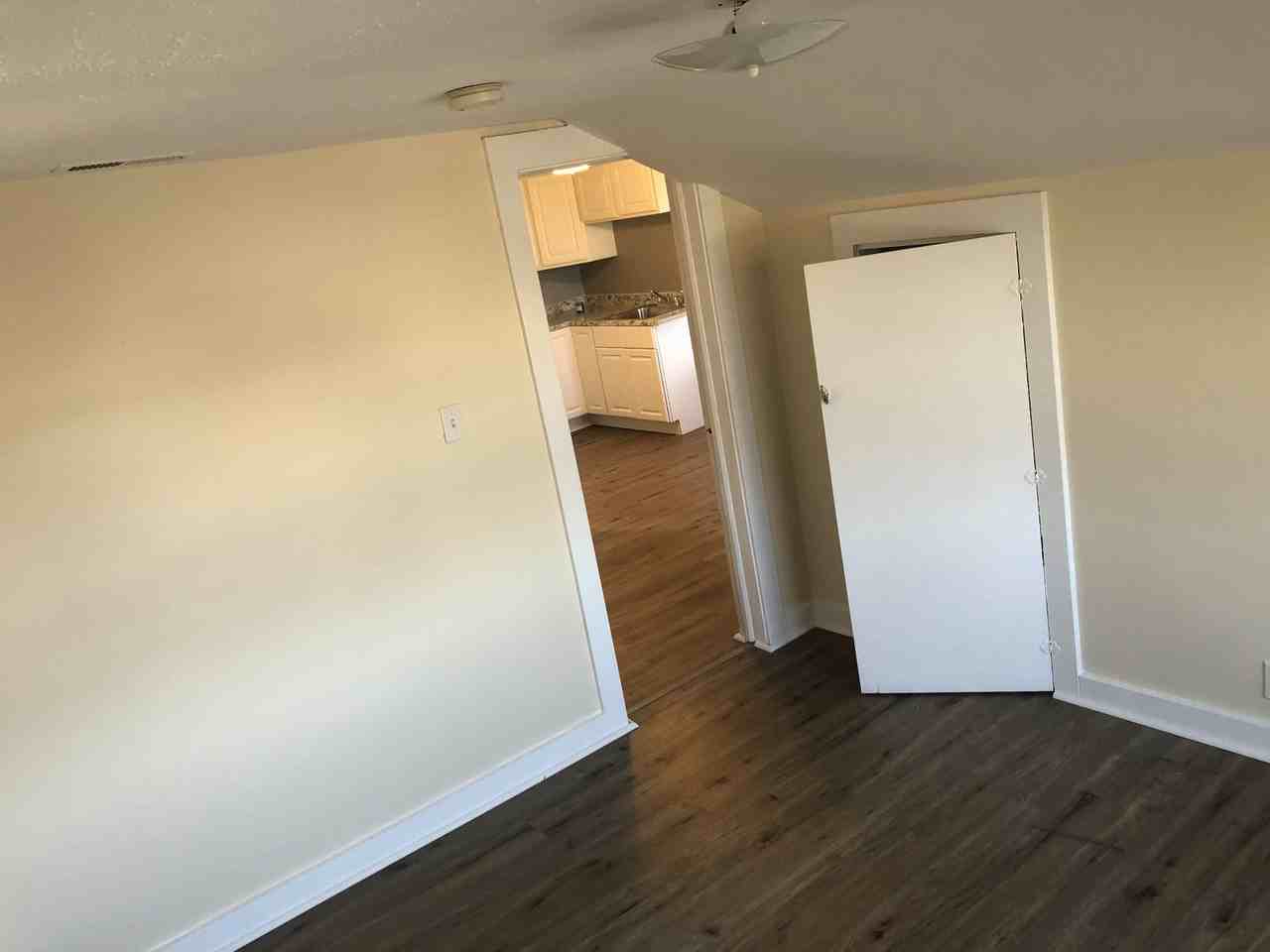 68 Perry Ave #3 - Photo 4 of 7