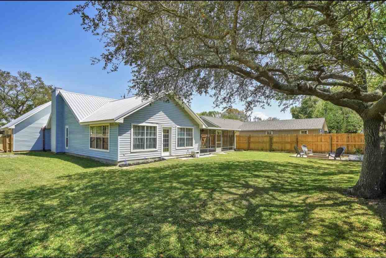 447 Fleshman Dr #NA - Photo 3 of 15