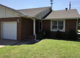 featured image of 7405 E 17th St N