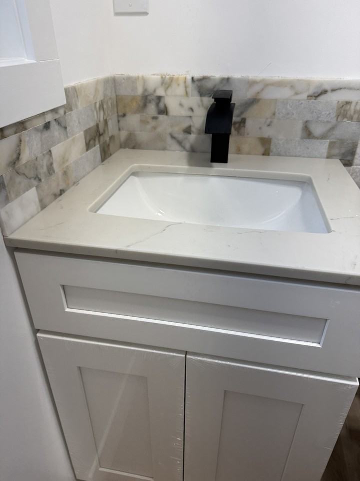 2572 Perry Ave #NA - Photo 2 of 7