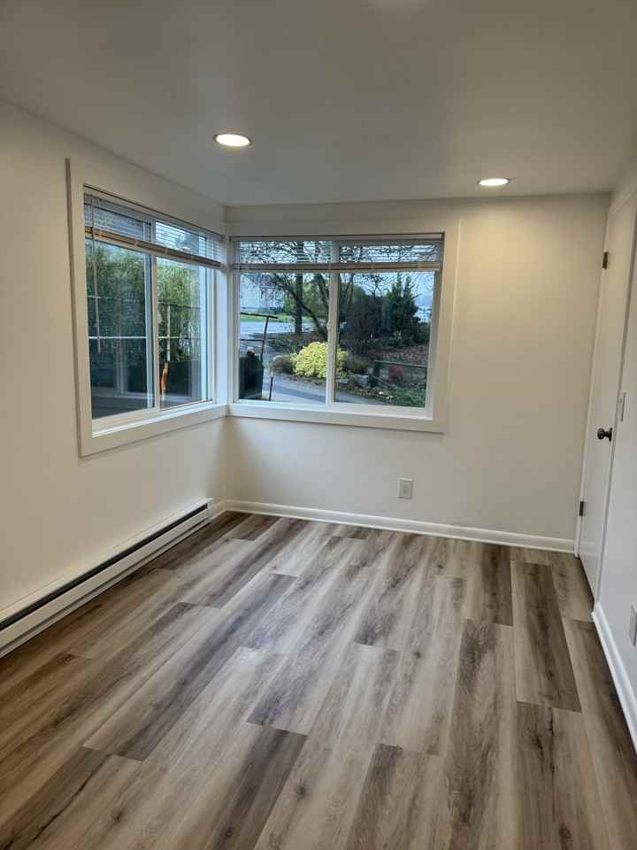 2572 Perry Ave #NA - Photo 3 of 7