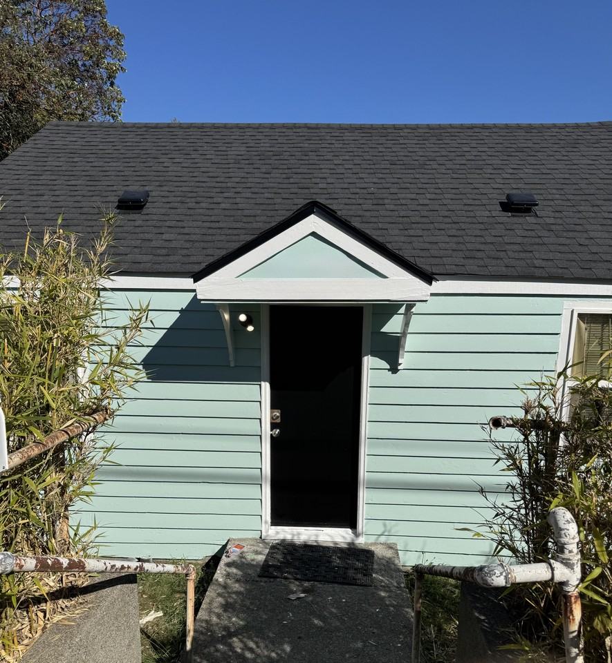 2572 Perry Ave #NA - Photo 6 of 7