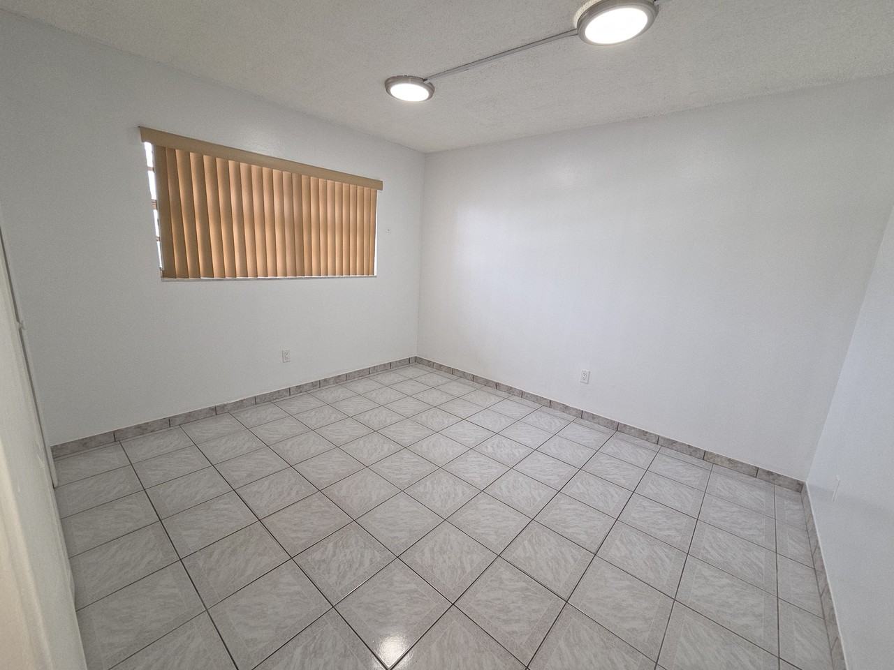 6825 W Flagler St #303 - Photo 7 of 13