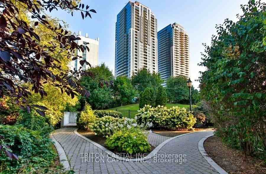 9 Windermere Avenue #TH99 - Photo 2 of 17