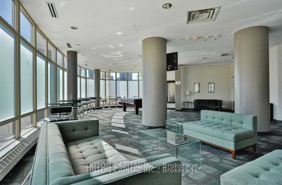 9 Windermere Avenue #TH99 - Photo 5 of 17