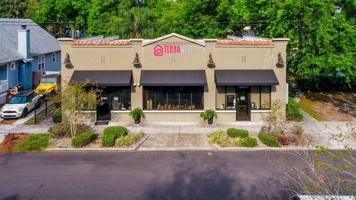 featured image of 1334 Walnut St #1