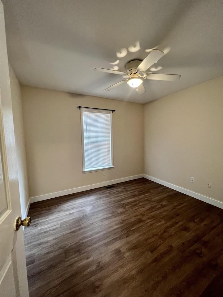 231 Summerpine Pl #1 - Photo 2 of 13