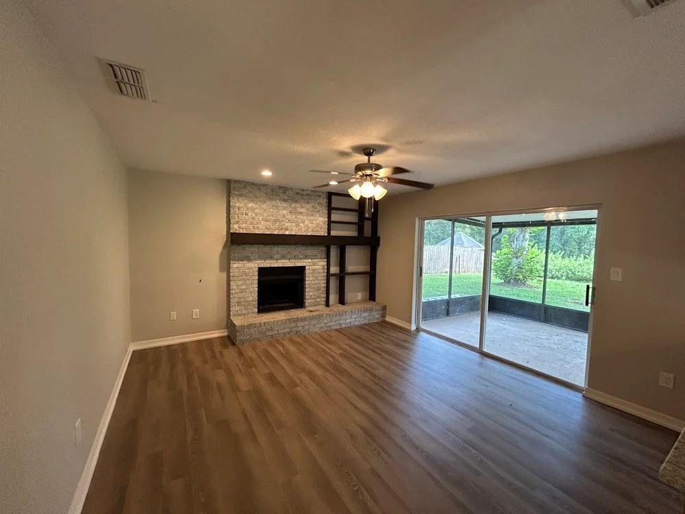 520 Oak Creek Dr #NA - Photo 2 of 10