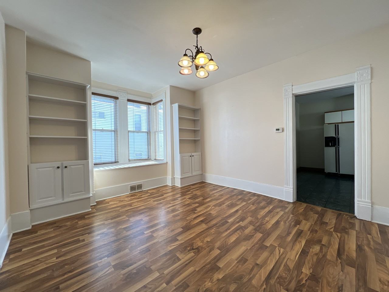 1950 Bennett St #1 - Photo 5 of 21