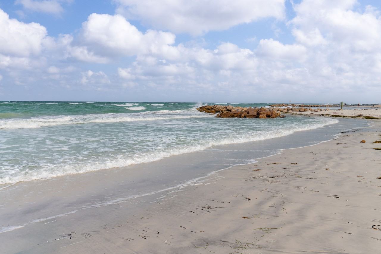 680 71st Ave N #13 - Photo 5 of 21