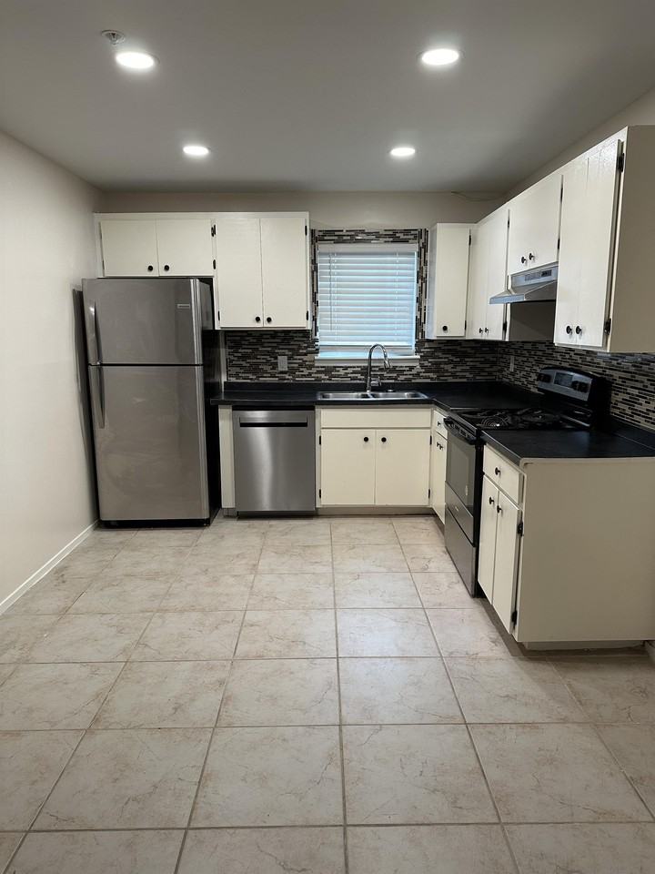 3 Meadow Run Cir #3F - Photo 2 of 5