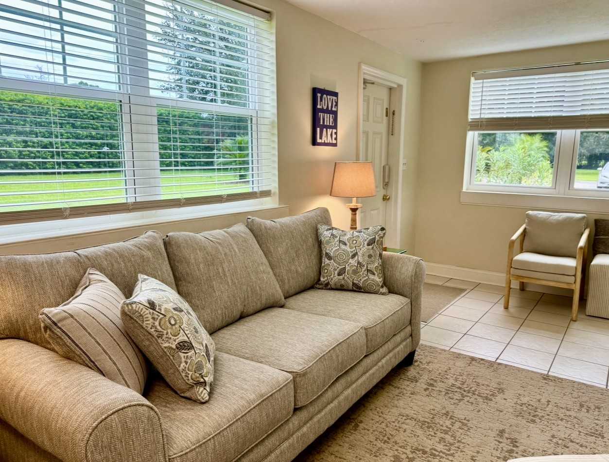 636 E Cornell St #1 - Photo 4 of 10