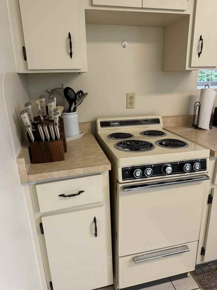 636 E Cornell St #1 - Photo 5 of 10