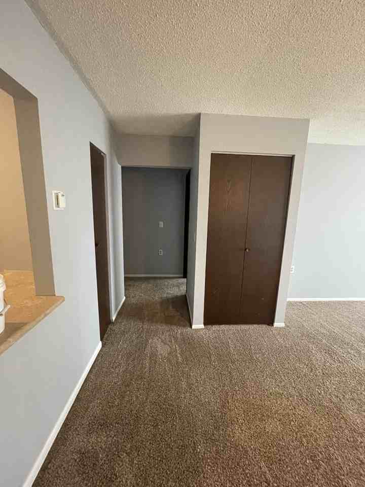 208 2nd St #208-7 - Photo 4 of 10