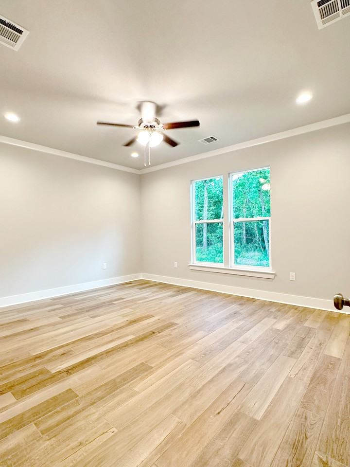 7210 Rolling Fork Rd #NA - Photo 7 of 19