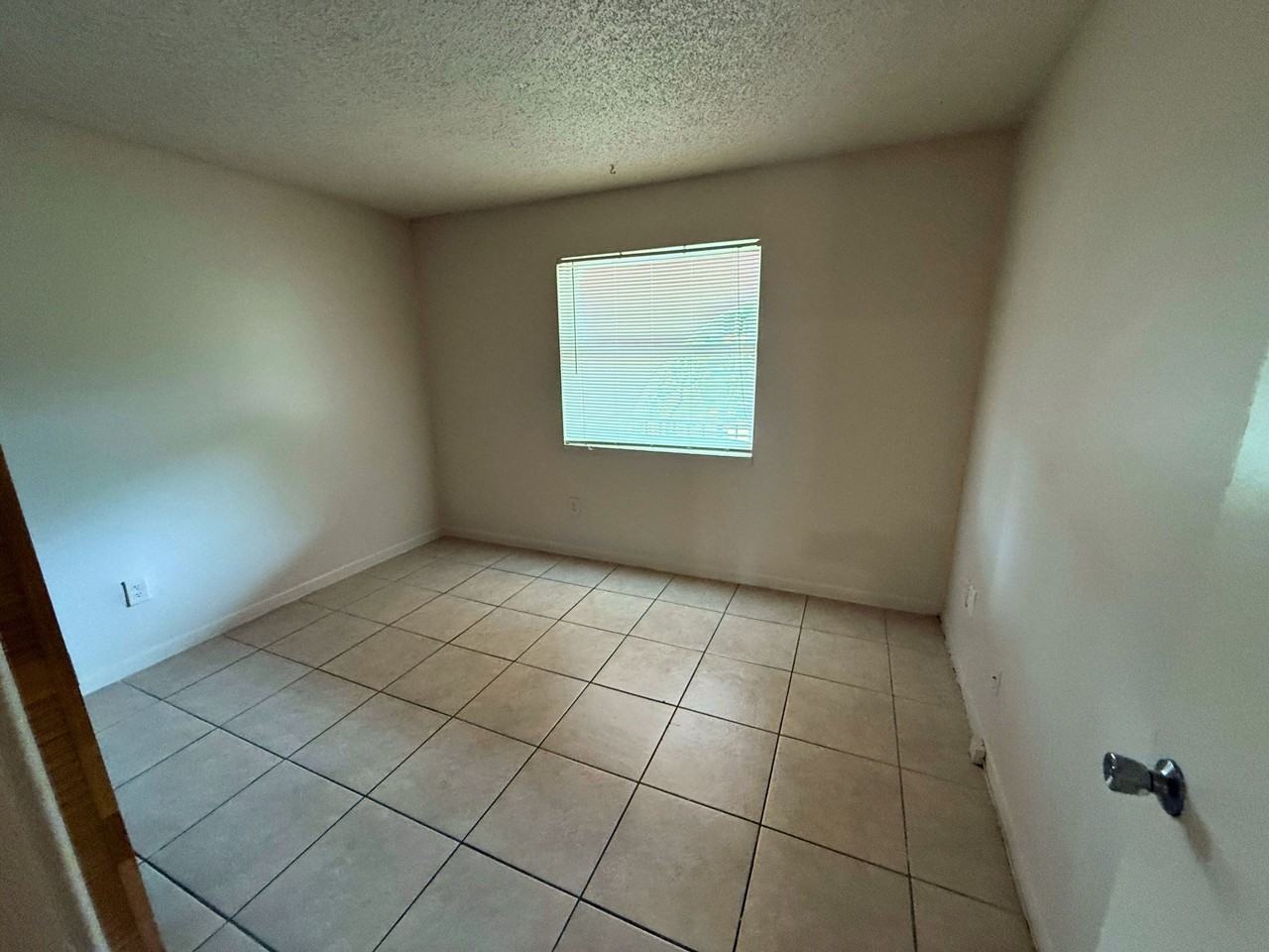 2221 Nw 58th Ter #15 - Photo 4 of 19