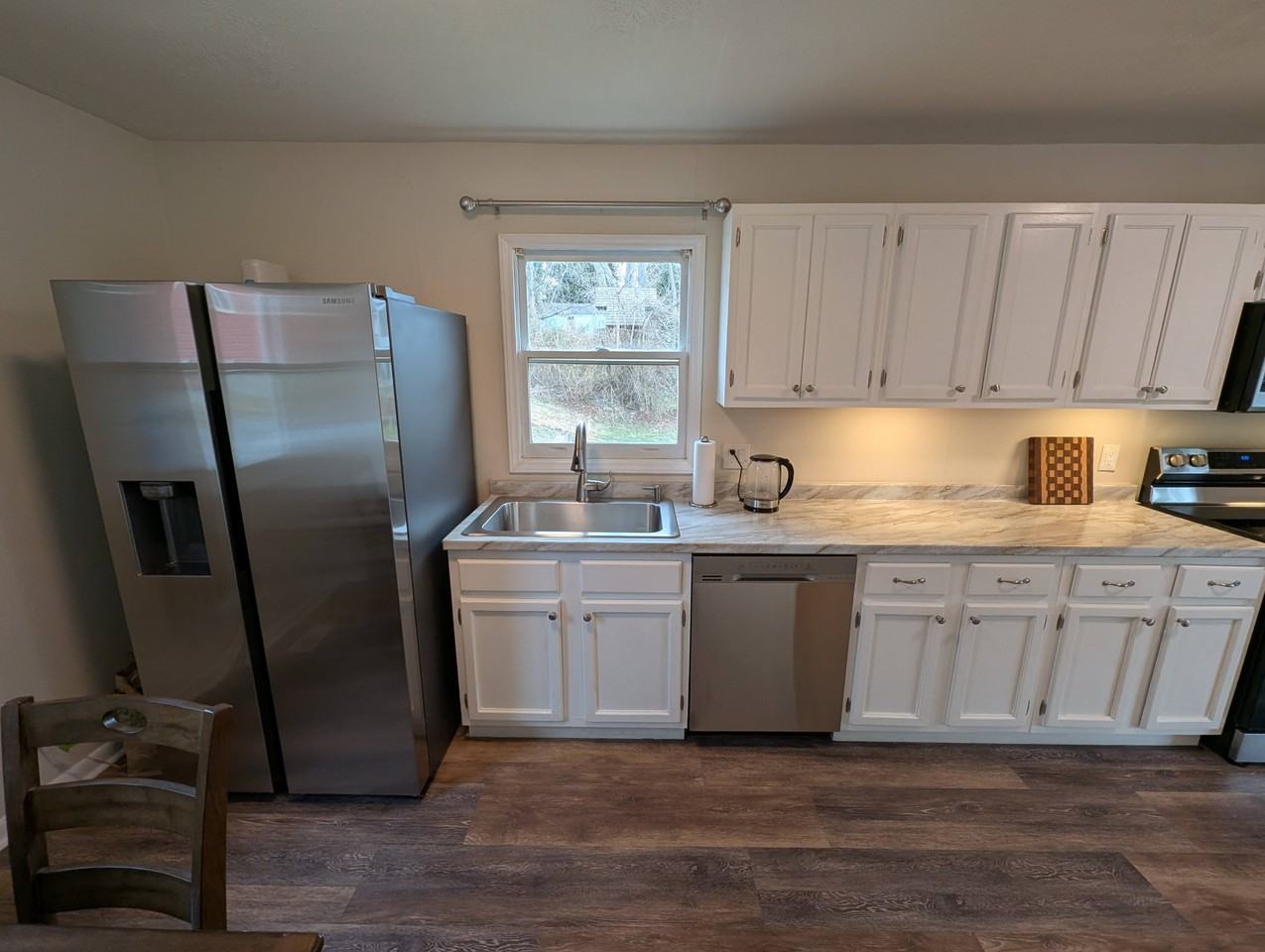 255 Woodrow Ave #NA - Photo 6 of 37